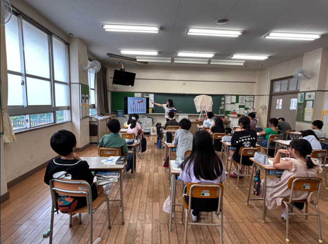 小学校での認知症サポーター養成講座の様子の写真