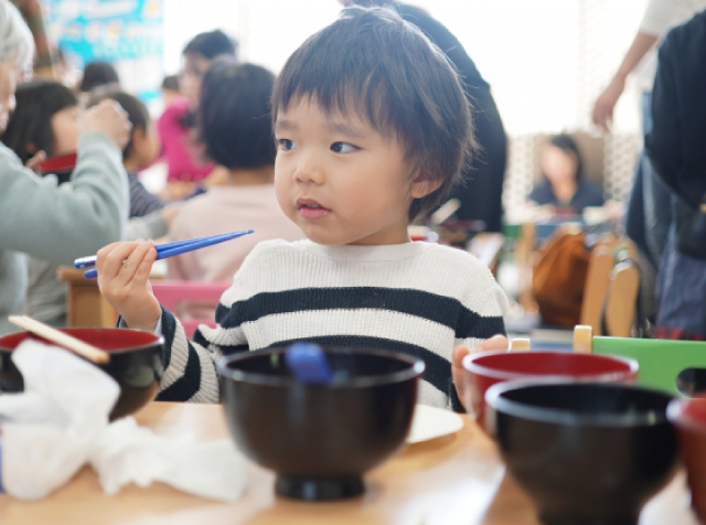 子ども食堂の様子の写真